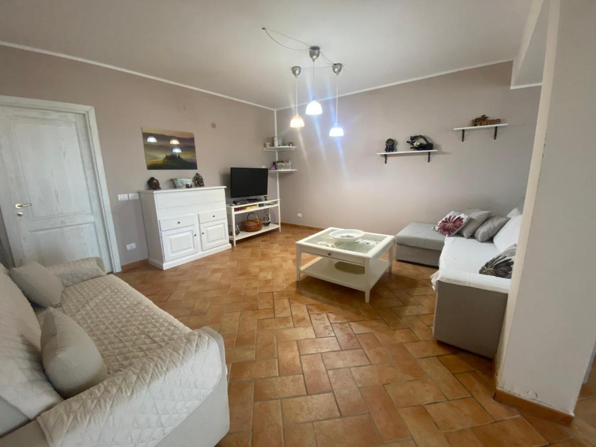 Agriturismo Colle D' Oro Pescia Romana Kültér fotó