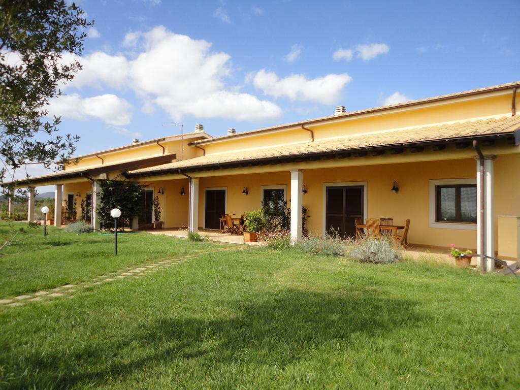 Agriturismo Colle D' Oro Pescia Romana Kültér fotó