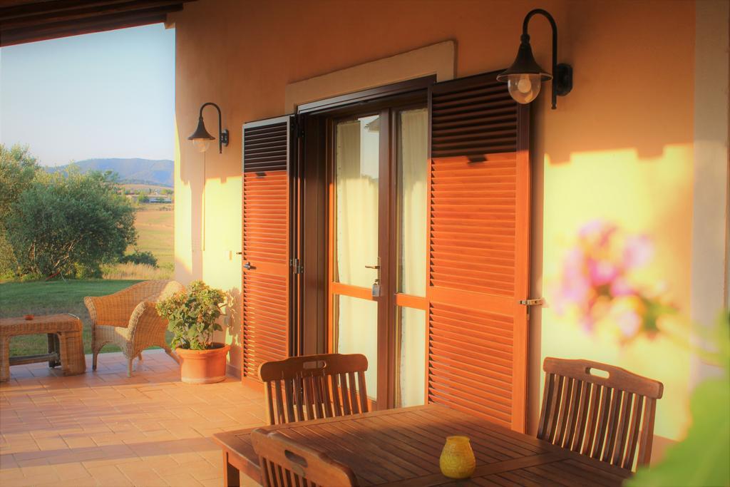 Agriturismo Colle D' Oro Pescia Romana Kültér fotó